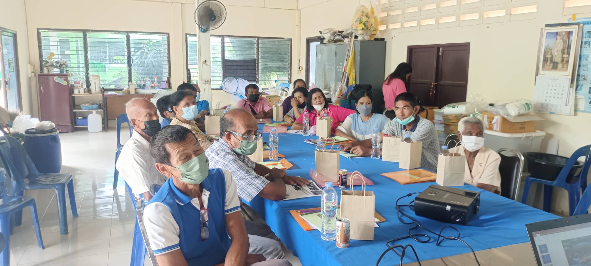 ประมงจังหวัดพัทลุง เป็นประธานเปิดการฝึกอบรมเกษตรกรที่เข้าร่วมโครงการขจัดความยากจนคนเมืองลุง พัฒนาคุณภาพชีวิตตามระบบ TPMAP..คลิก