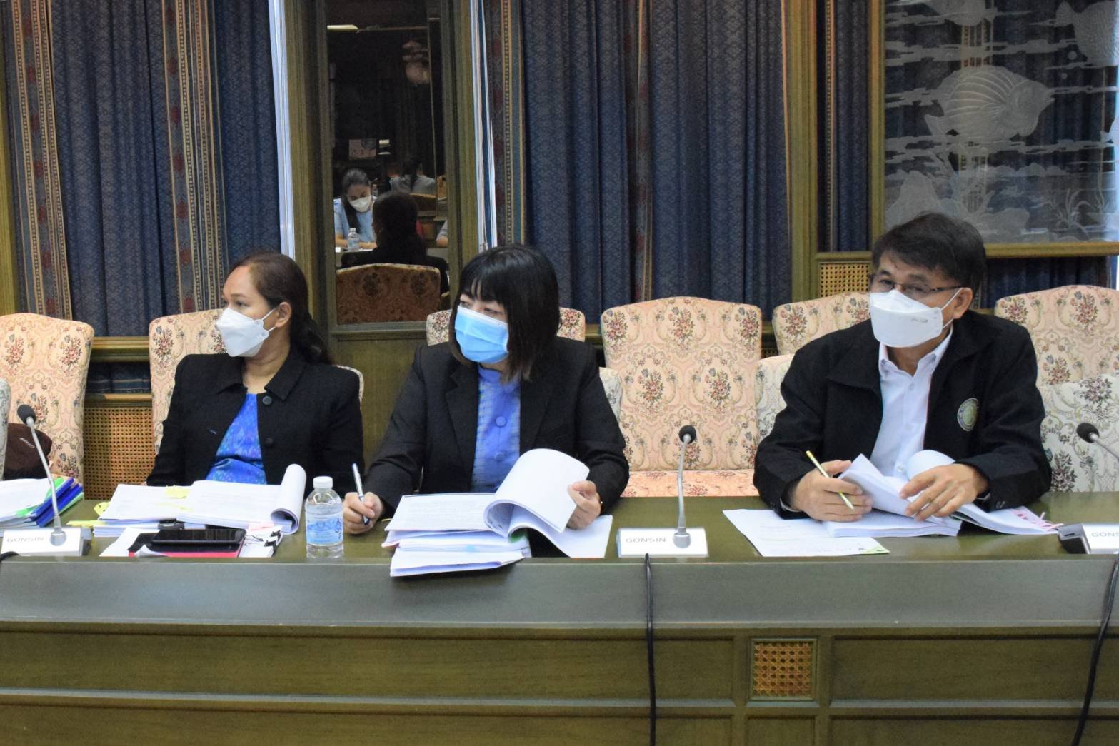 นายเฉลิมชัย สุวรรณรักษ์ อธิบดีกรมประมง เป็นประธานการประชุมคณะกรรมการสวัสดิการกรมประมง ครั้งที่ 1/2565..คลิก