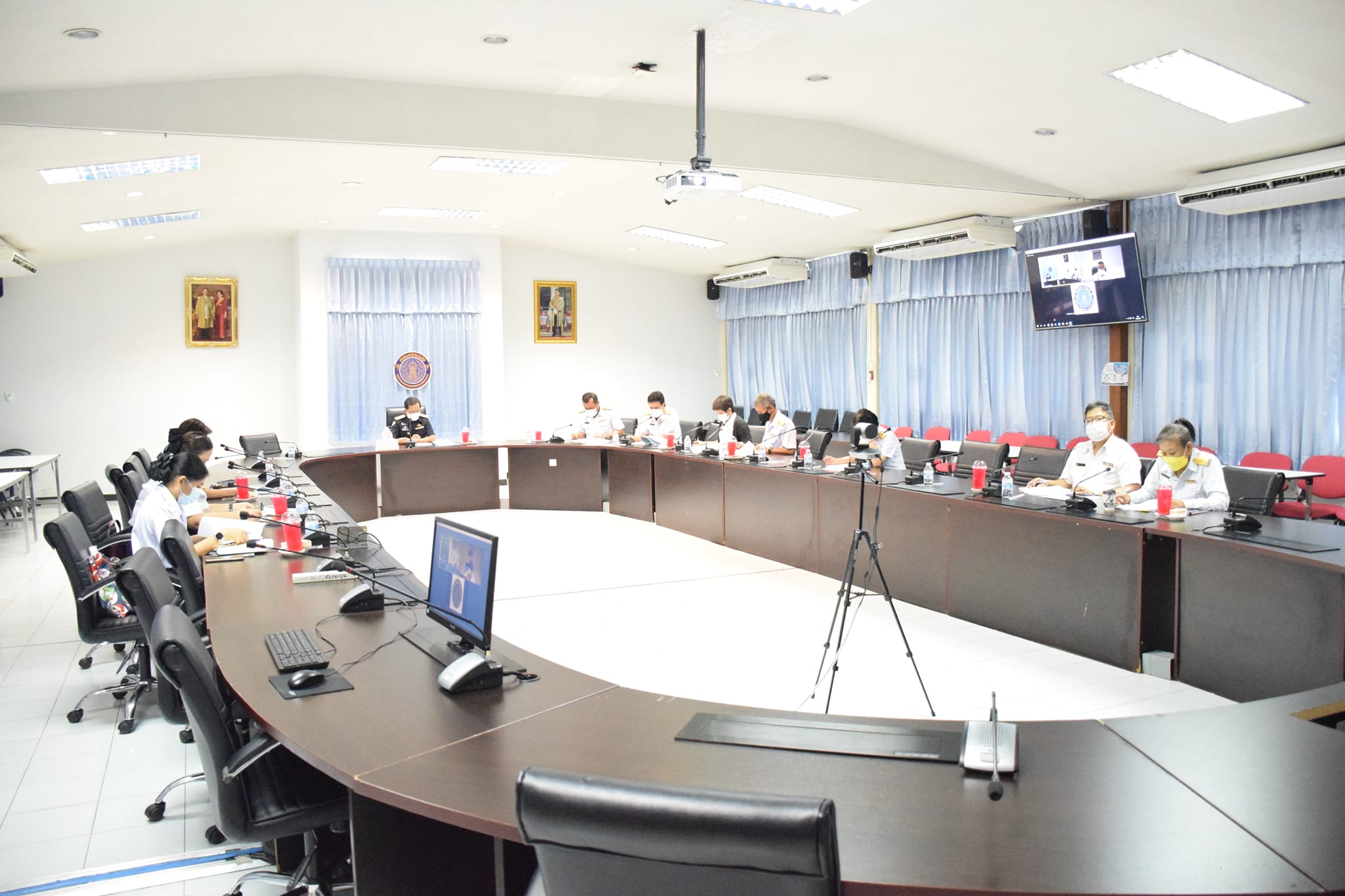 นายเฉลิมชัย สุวรรณรักษ์ อธิบดีกรมประมง เป็นประธานการประชุมคณะกรรมการดำเนินการระบบข้าราชการผู้มีผลสัมฤทธิ์สูง (HiPPS) ครั้งที่ 2/2565..คลิก