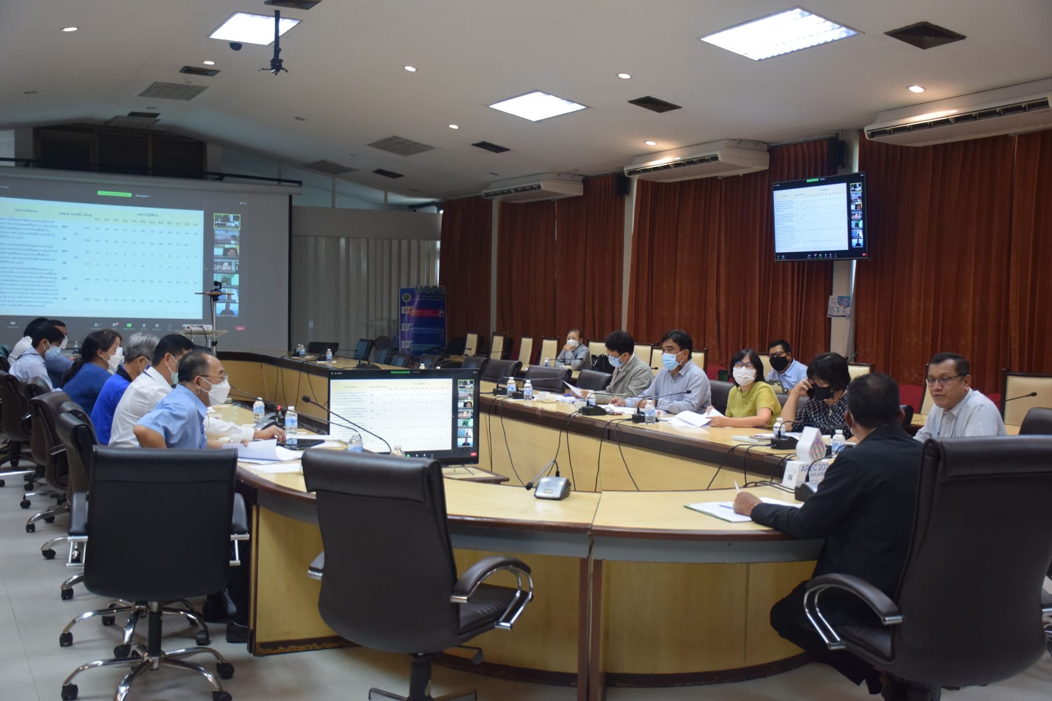 นายมานพ? หนูสอน? รองอธิบดีกรมประมง? เป็นประธานในการประชุมคณะทำงานปฏิบัติงานในเขตพระราชฐานด้านการประมง ครั้งที่ 1/2565