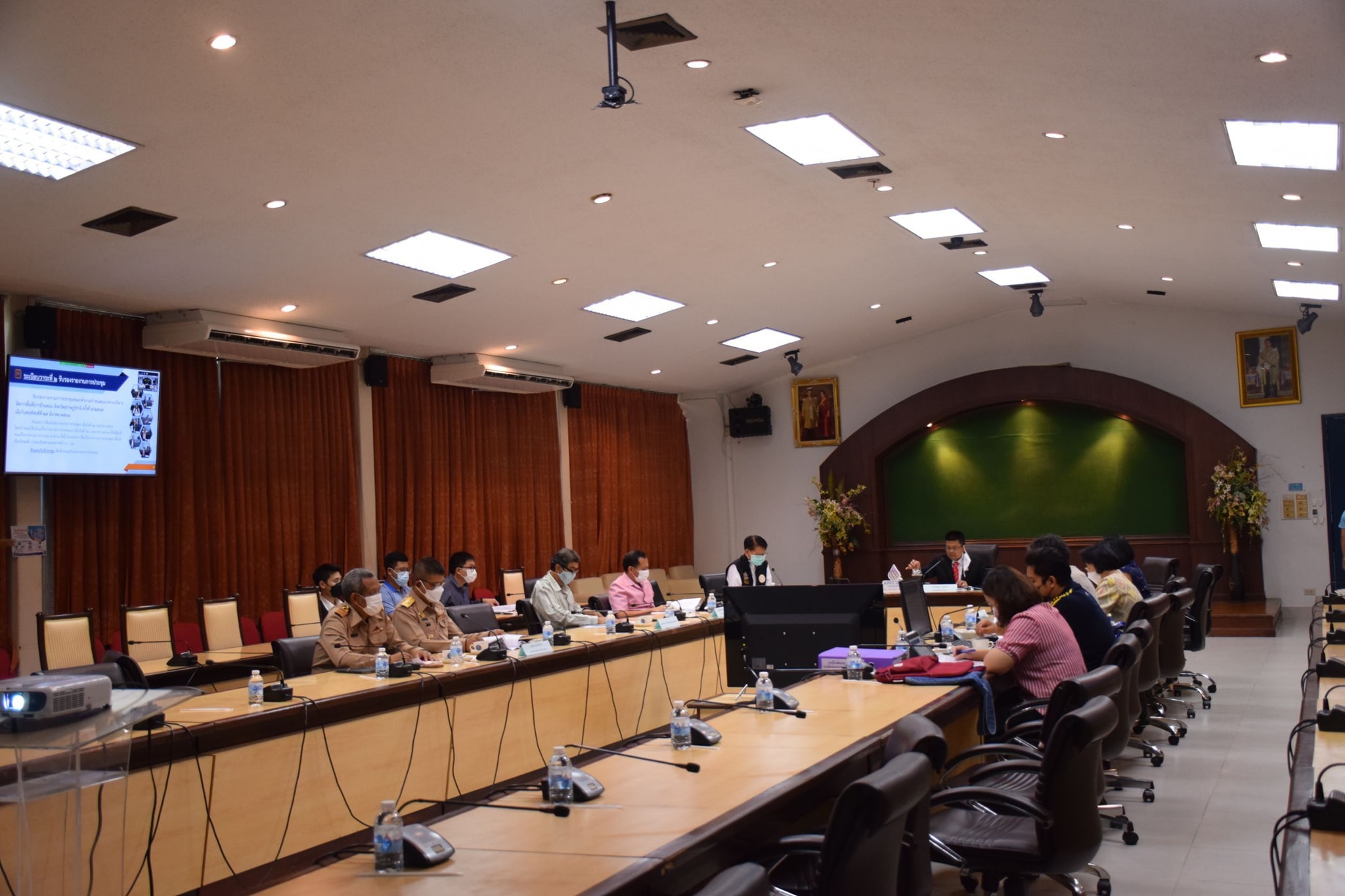 นายบัญชา สุขแก้ว รองอธิบดีกรมประมง เป็นประธานการประชุมคณะทำงานกำหนดแนวทางบริหารจัดการพื้นที่อ่าวบ้านดอน จังหวัดสุราษฎร์ธานี ครั้งที่ 1/2565