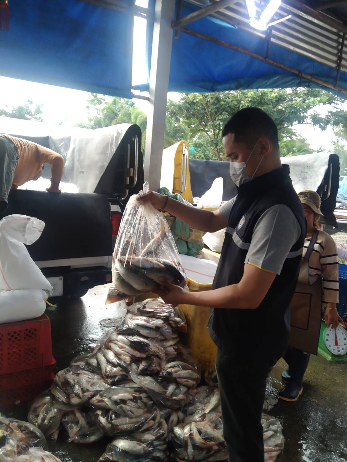 ผลการปฏิบัติงานด่านตรวจประมงสุรินทร์ วันที่ 13 กันยายน พ.ศ.2565 ณ จุดผ่านแดนถาวรช่องจอม..คลิก