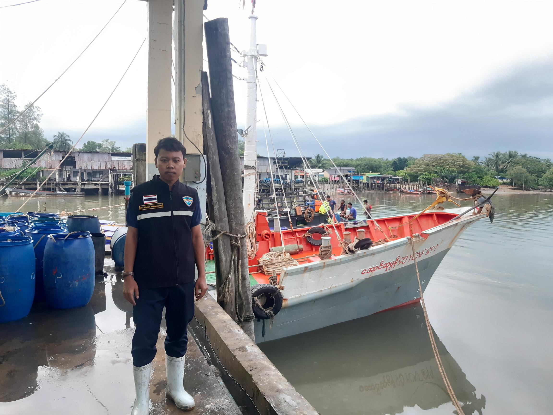 รายงานผลการตรวจเรือขนถ่ายสัตว์น้ำจากประเทศเมียนมาร์..คลิก
