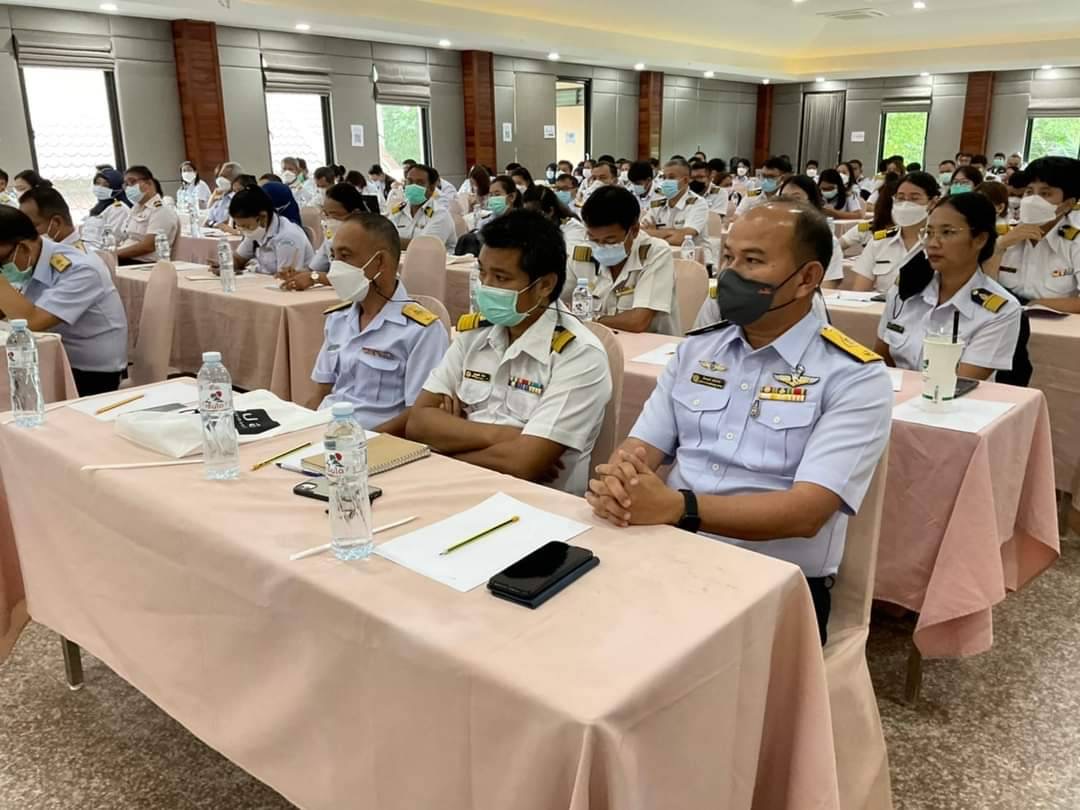 ศบป.8 เข้าร่วมอบรมโครงการสัมมนาเชิงปฏิบัติการ หลักสูตร “การเพิ่มศักยภาพกองตรวจสอบเรือประมง สินค้าสัตว์น้ำ และปัจจัยการผลิต เพื่อเป็นการป้องกัน ยับยั้ง และแก้ไขปัญหาการทำประมงผิดกฎหมาย ขาดการรายงาน ไร้การควบคุม (IUU Fishing)..คลิก