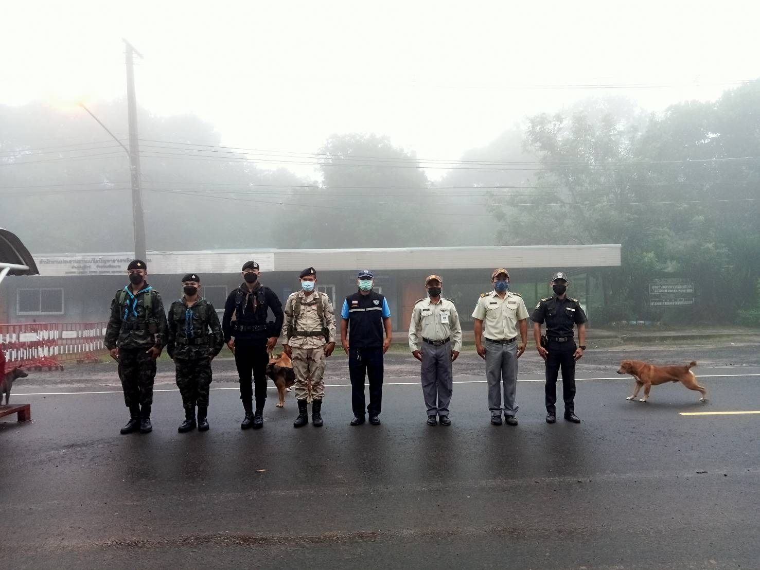 ผลการปฏิบัติงานด่านตรวจประมงสุรินทร์ วันที่ 30 กันยายน พ.ศ.2565 ณ จุดผ่านแดนถาวรช่องสะงำ..คลิก