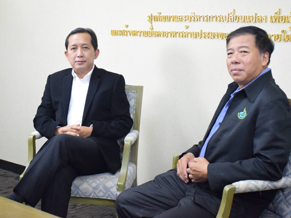 นายเฉลิมชัย สุวรรณรักษ์ อธิบดีกรมประมง บันทึกเทปให้สัมภาษณ์รายการ Fisheries Talk ของคณะประมง มหาวิทยาลัยเกษตรศาสตร์ ในฐานะศิษย์เก่าดีเด่น ประจำปี 2565..คลิก