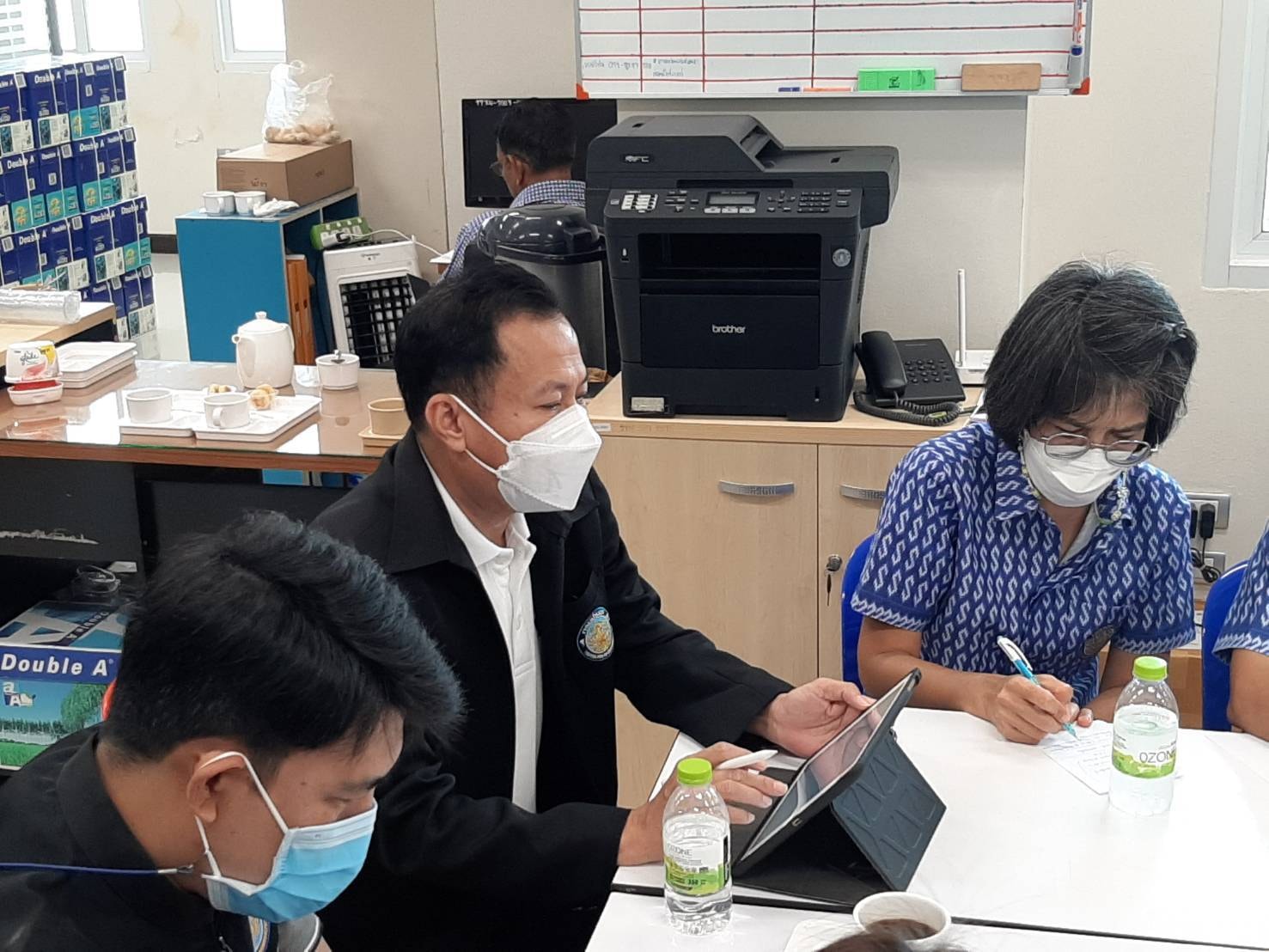นายบัญชา สุขแก้ว รองอธิบดีกรมประมง เข้าตรวจเยี่ยมเเละติดตามผลการดำเนินงาน ณ สำนักงานประมงจังหวัดพังงา