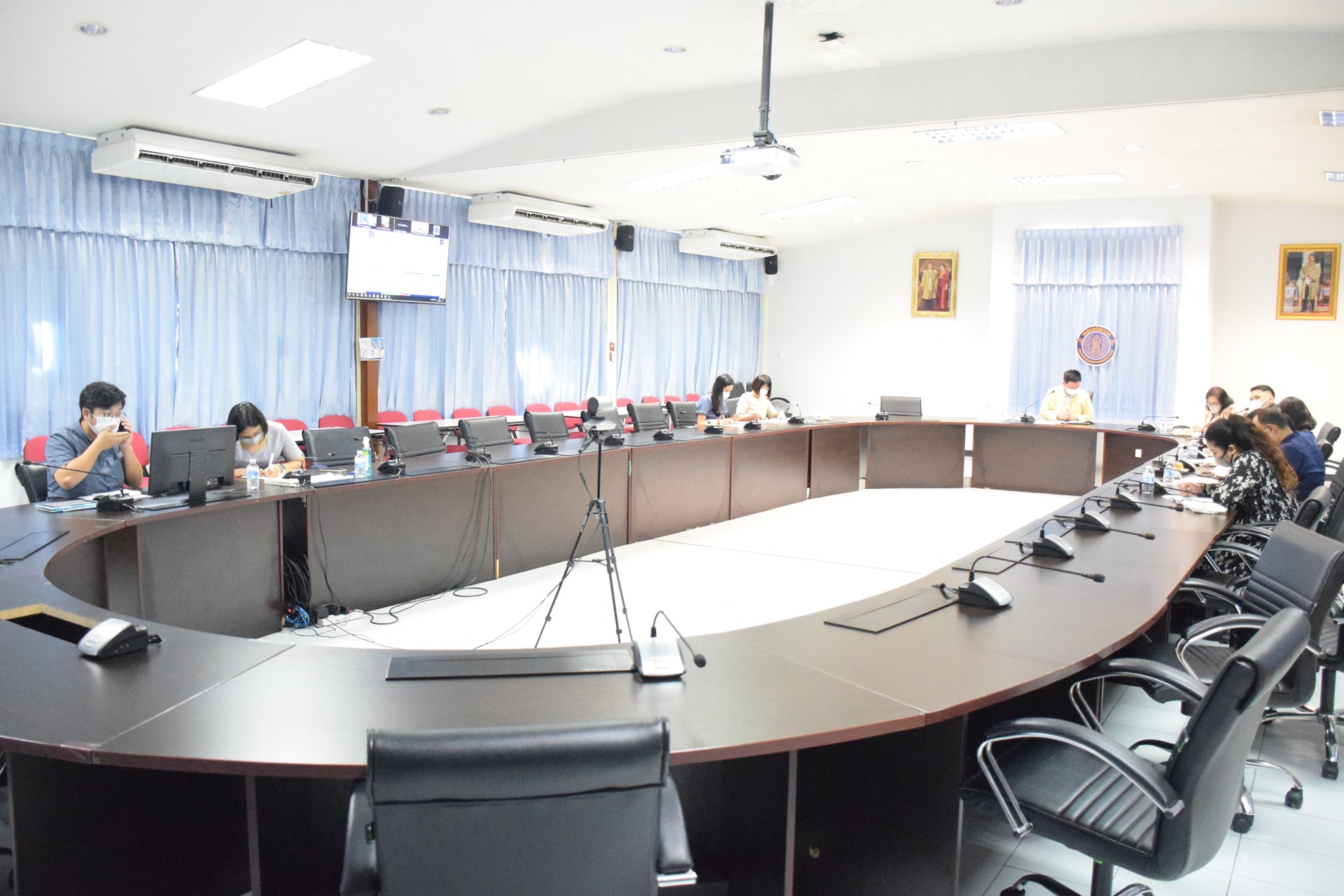 นายถาวร ทันใจ รองอธิบดีกรมประมง เป็นประธานการประชุมคณะทำงานจ่ายเงินเยียวยาเรือประมง ครั้งที่ 2/2565..คลิก