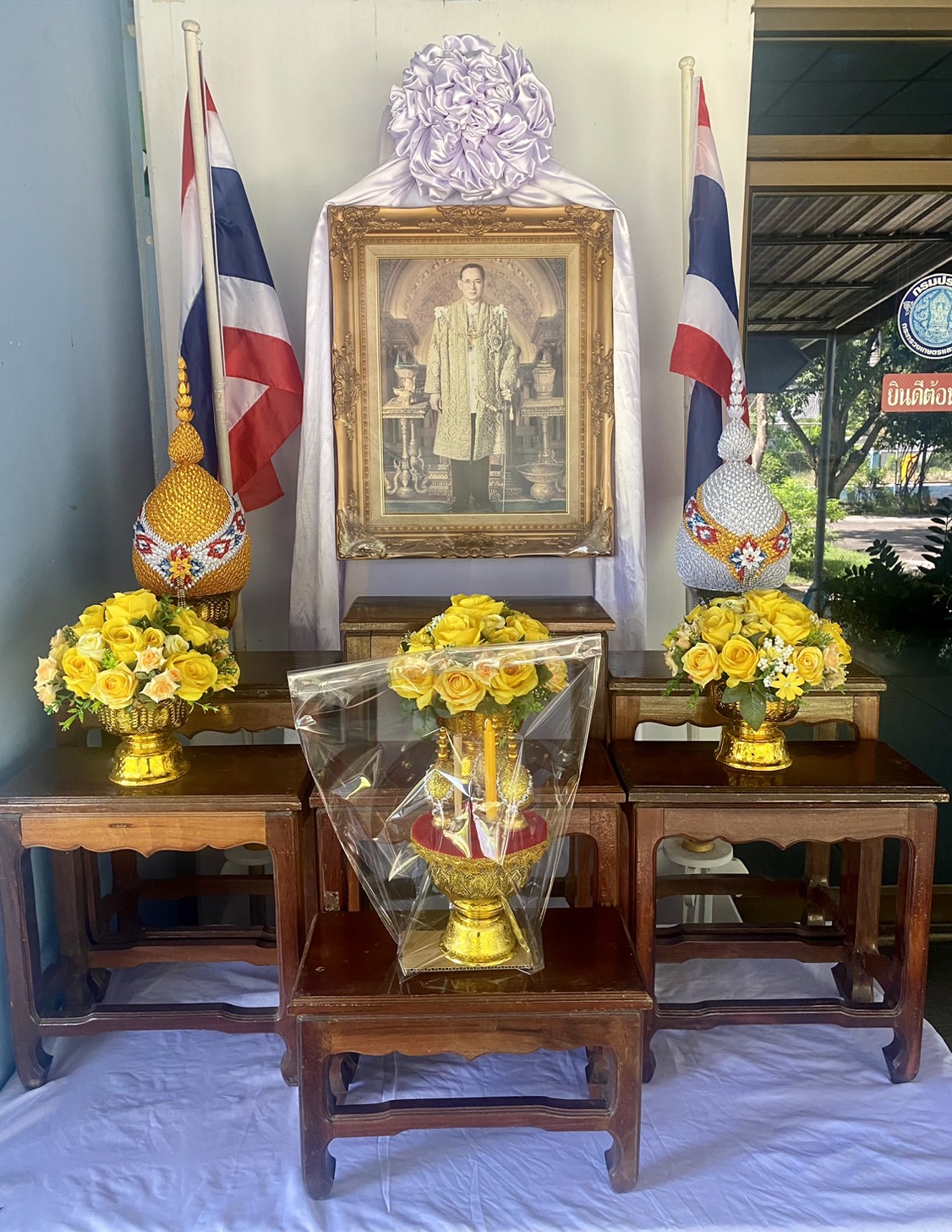 ๑๓ ตุลาคม วันคล้ายวันสวรรคต พระบาทสมเด็จพระบรมชนกาธิเบศร มหาภูมิพลอดุลยเดชมหาราช บรมนาถบพิตร..คลิก