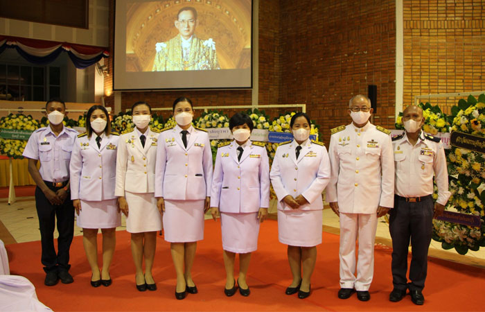 พิธีวางพวงมาลาเนื่องในวันคล้ายวันสวรรคตพระบาทสมเด็จพระบรมชนกาธิเบศร มหาภูมิพลอดุลยเดชมหาราช บรมนาถบพิตร 13 ตุลาคม 2565