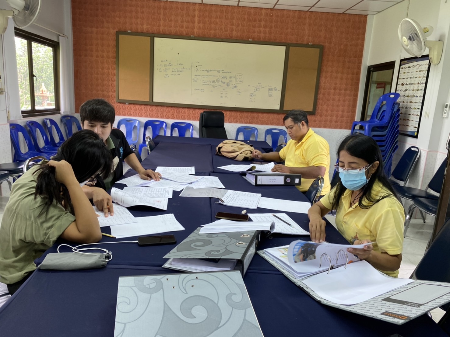 เข้าร่วมตรวจสอบครุภัณฑ์ภายในศูนย์วิจัยและพัฒนาการเพาะเลี้ยงสัตว์น้ำชายฝั่งสมุทรสงครามประจำปี 2565