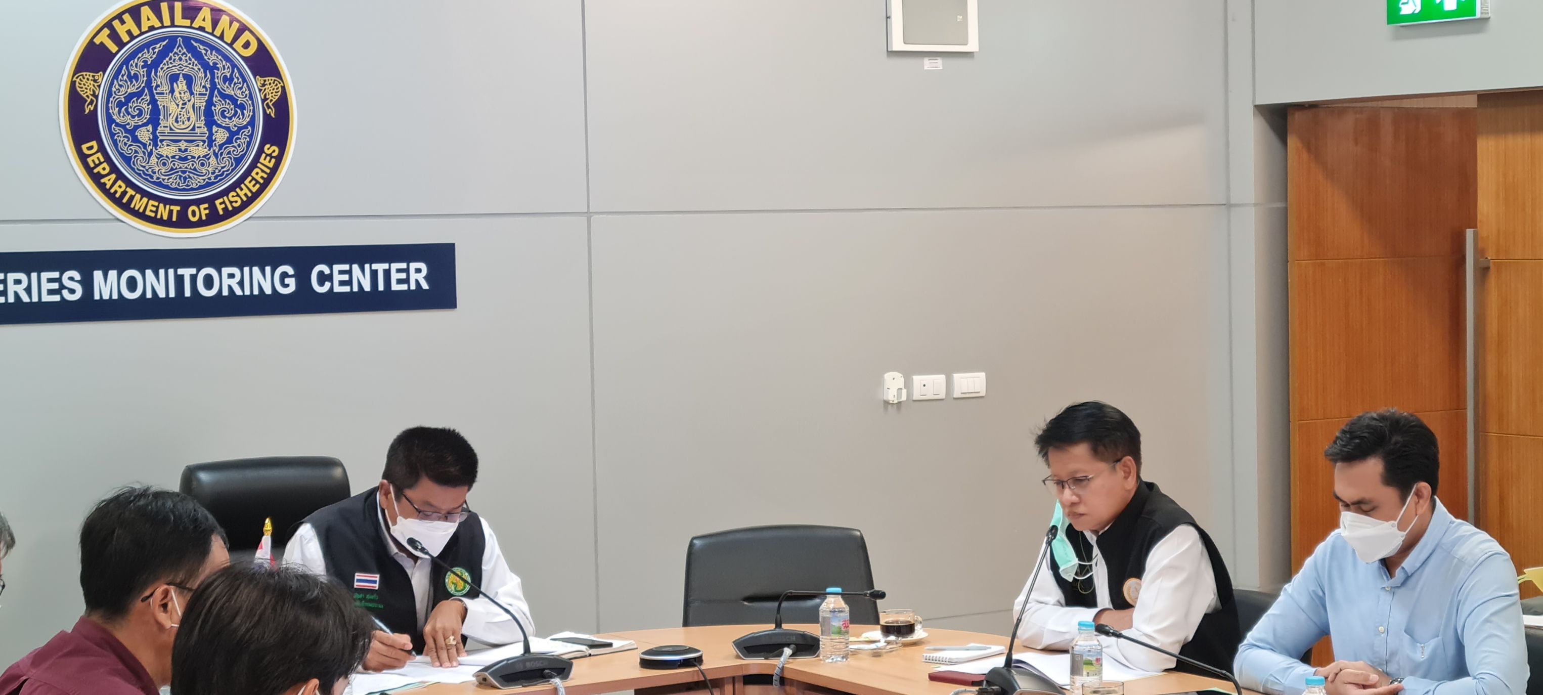 ประชุมคณะทำงานติดตามการปฏิบัติงานและแก้ไขปัญหาในการดำเนินการที่เกี่ยวข้องกับการแก้ไขปัญหาการทำการประมงผิดกฎหมาย (Daily Brief) ครั้งที่ 10/2565..คลิก