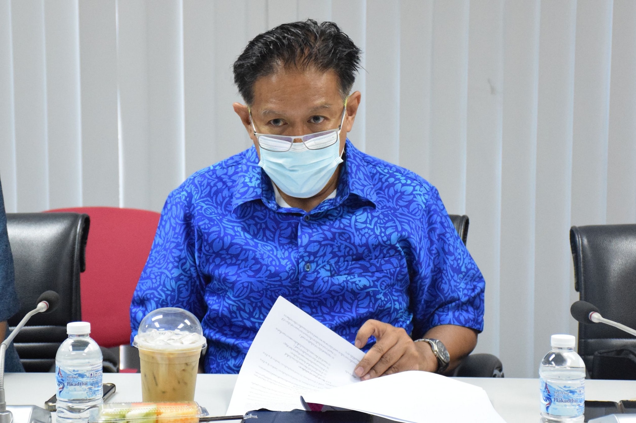 นายถาวร ทันใจ รองอธิบดีกรมประมง เป็นประธานการประชุมเตรียมความพร้อมการจ่ายเงินเยียวยาภายใต้โครงการนำเรือประมงออกนอกระบบ