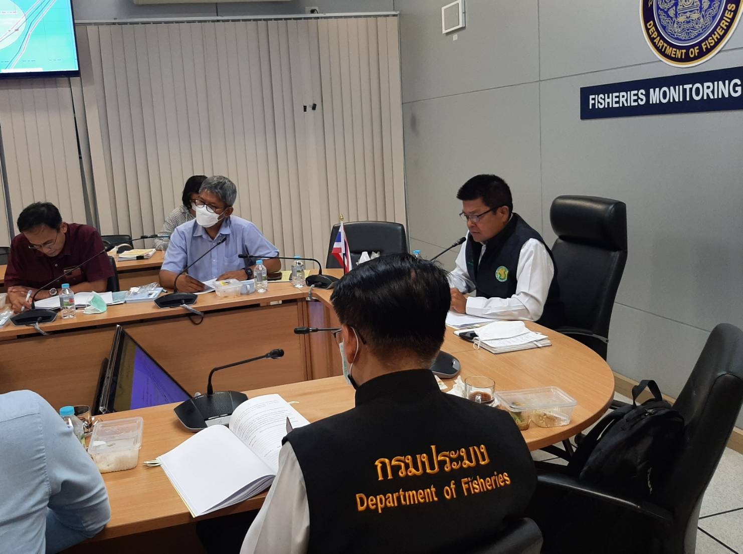 นายบัญชา สุขแก้ว รองอธิบดีกรมประมง เป็นประธานการประชุมคณะทำงานติดตามการปฏิบัติงานและแก้ไขปัญหาในการดำเนินการที่เกี่ยวข้องกับการแก้ไขปัญหาการทำการประมงผิดกฎหมาย (Daily brief)..คลิก