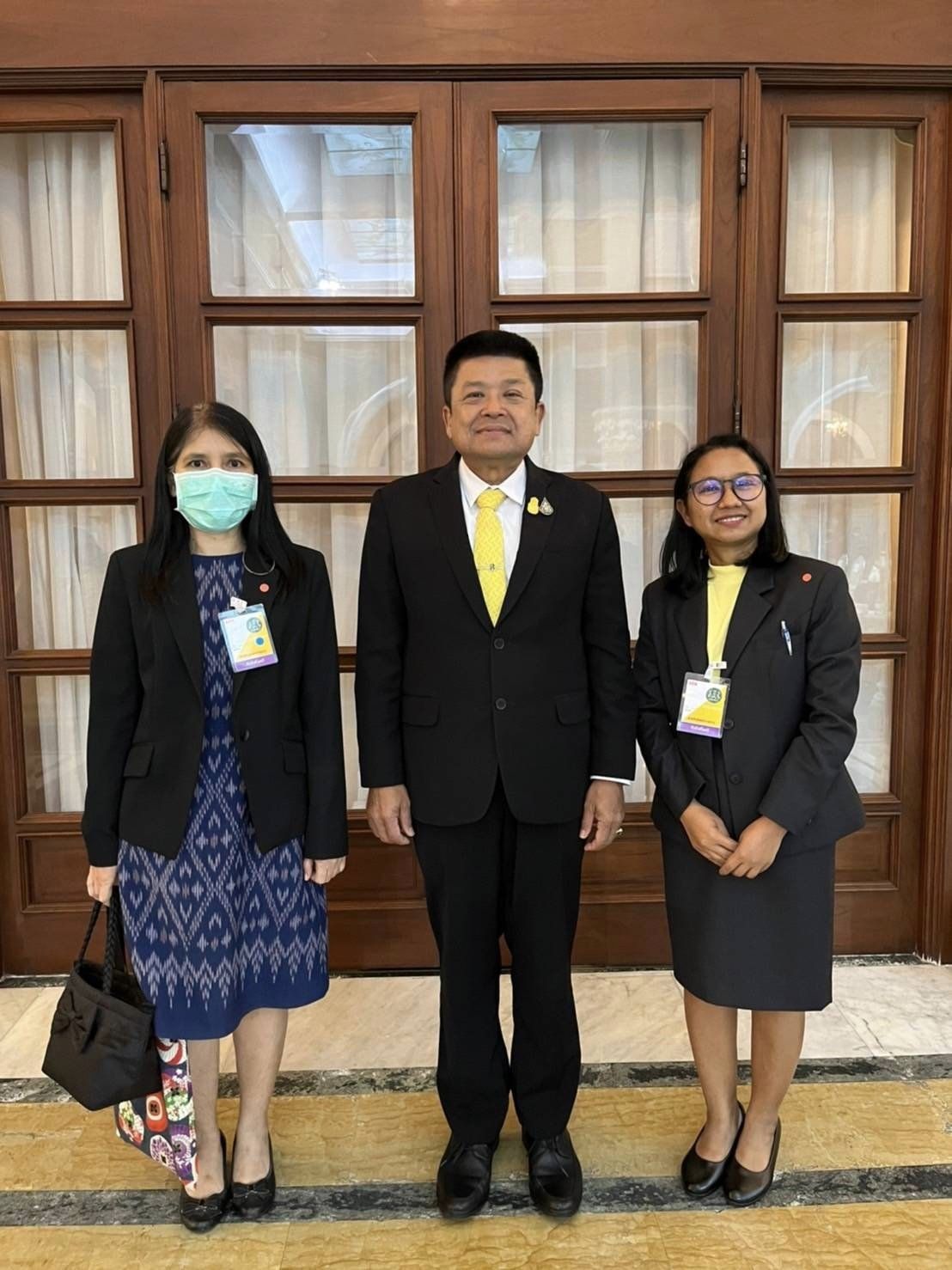 เข้าร่วมให้ข้อมูลชี้แจ้งในการประชุมคณะรัฐมนตรี เพื่อเสนอโครงการสินเชื่อเพื่อเสริมสภาพคล่องผู้ประกอบการประมง ระยะที่ 2..คลิก