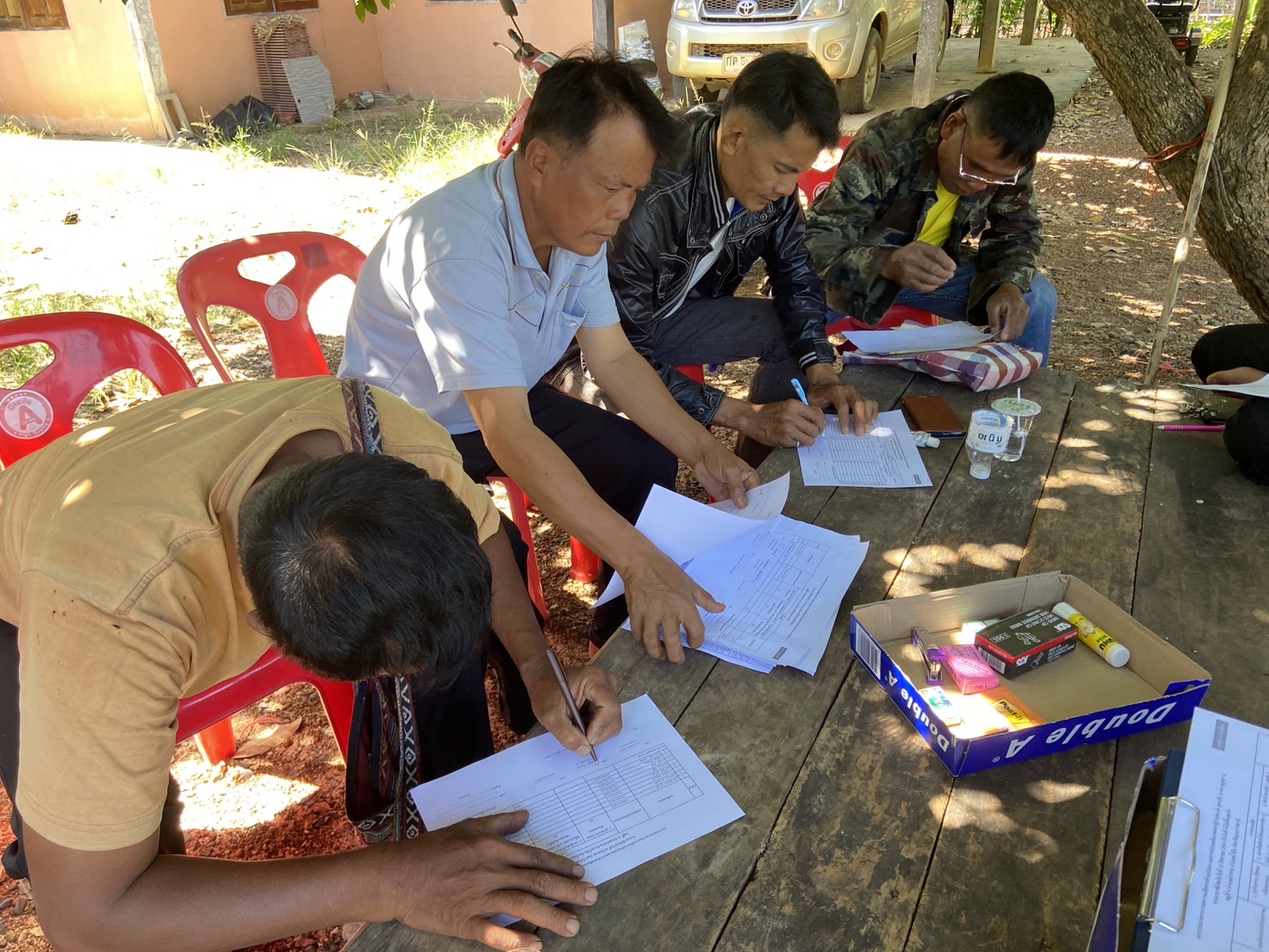 ประมงอุบลฯ เร่งให้ความช่วยเหลือเกษตรกรผู้ประสบอุทกภัยฯ ด้านประมง หลังน้ำลด..คลิก