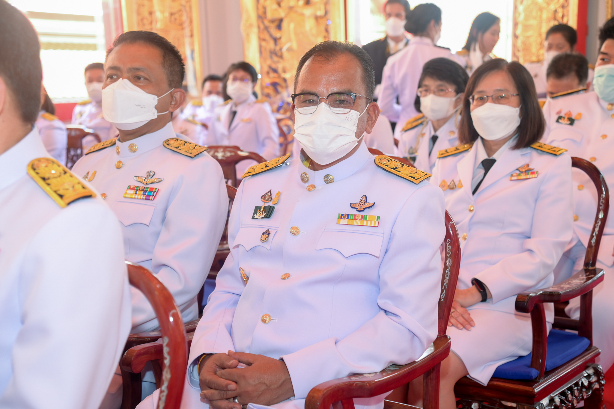 พระบาทสมเด็จพระเจ้าอยู่หัว ทรงพระกรุณาโปรดเกล้าโปรดกระหม่อมพระราชทานผ้าพระกฐินให้กระทรวงเกษตรและสหกรณ์ นำไปถวายพระสงฆ์จำพรรษาถ้วนไตรมาส ณ วัดชัยชนะสงคราม กรุงเทพฯ โดยมี นายประยูร อินสกุล ปลัดกระทรวงเกษตรและสหกรณ์ เป็นประธานในพิธี..คลิก