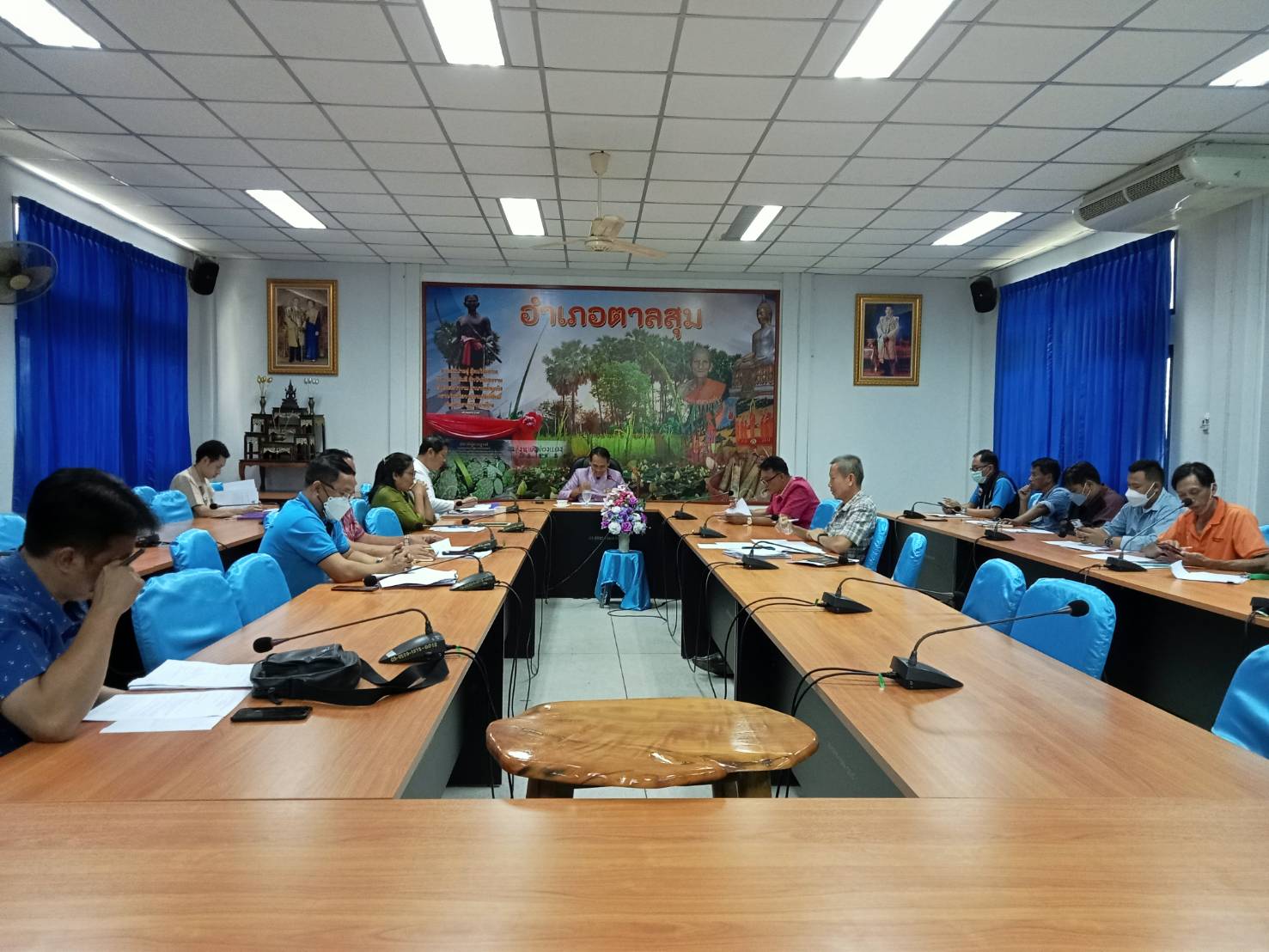 ประมงอำเภอพิบูลมังสาหารร่วมประชุมการให้ความช่วยเหลือผู้ประสบภัยพิบัติอำเภอตาลสุม(กชภอ.ตาลสุม) ณ.ห้องประชุมชั้น2อำเภอตาลสุม..คลิก