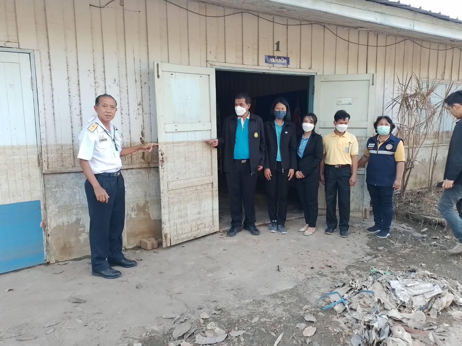 ผู้ตรวจราชการฯลงพื้นที่จังหวัดศรีสะเกษ..คลิก