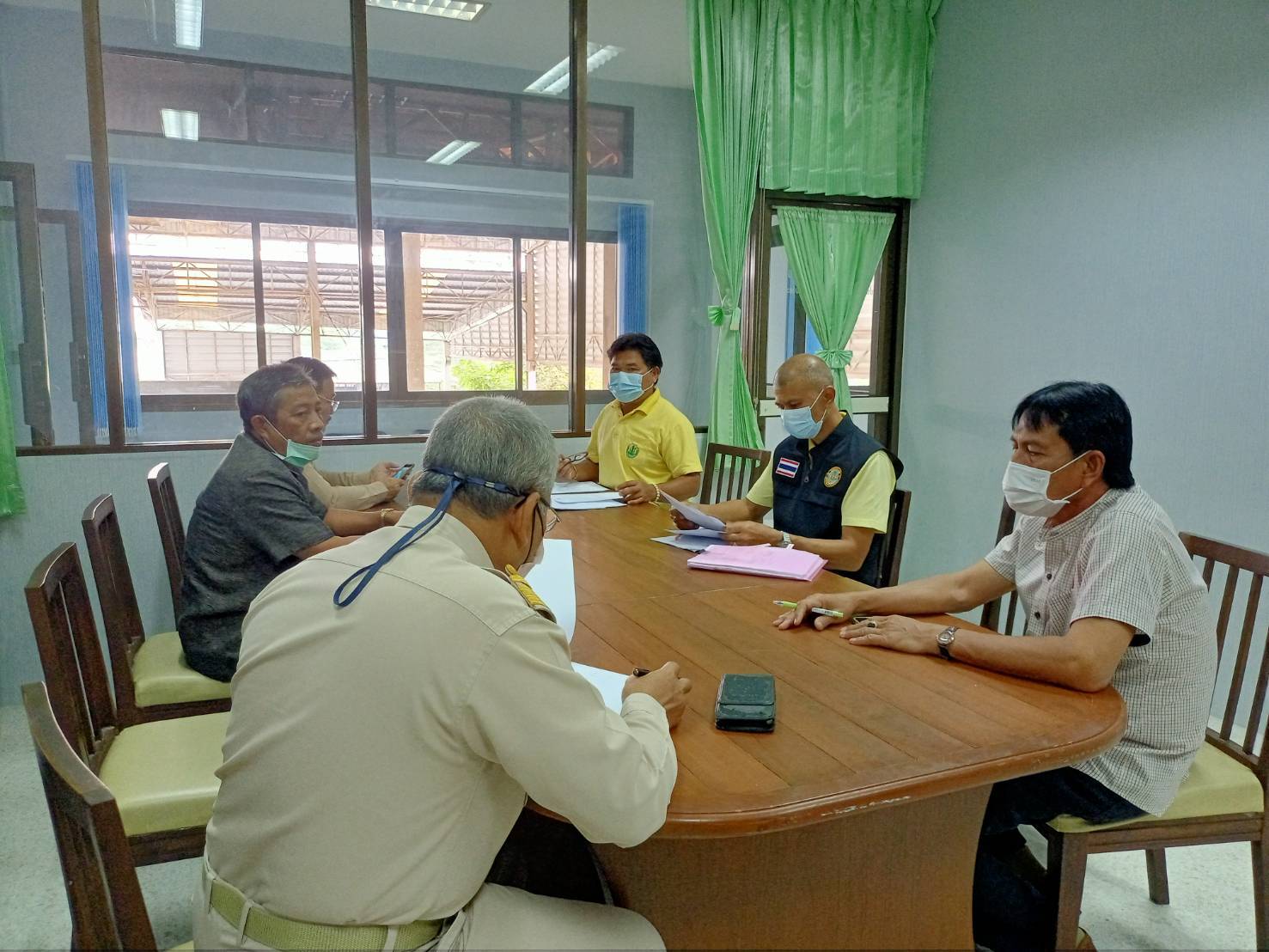 (อ.บางบัวทอง) ประชุมเพื่อหาแนวทางการช่วยเหลือเกษตรกรผู้ประสบภัยฯ..คลิก