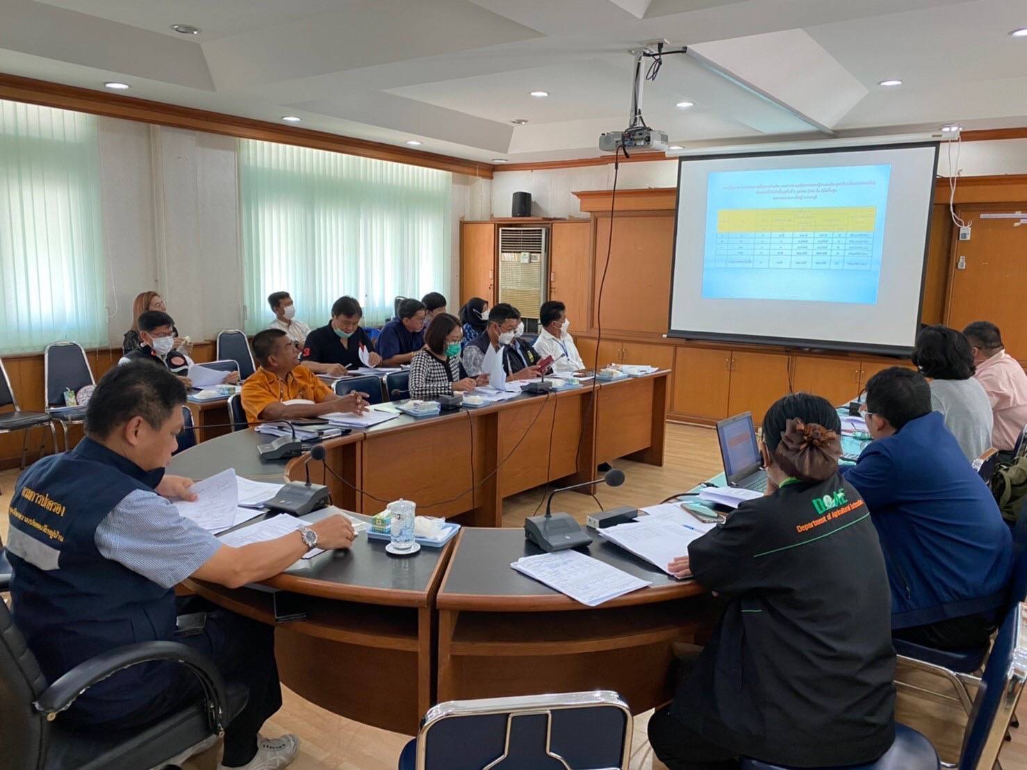 (อ.บางใหญ่) การประชุมคณะกรรมการให้ความช่วยเหลือผู้ประสบภัยพิบัติอำเภอ (ก.ช.ภ.อ.)..คลิก