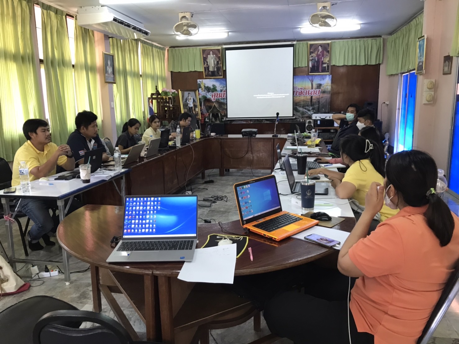 เข้าร่วมประชุมติดตามการปฏิบัติงานกิจกรรมศึกษาความชุกชุมและความหลากหลายของปลาในลุ่มน้ำโขงในส่วนของประเทศไทย และกิจกรรมการติดตามผลจับสัตว์น้ำในแม่น้ำโขง(ประเทศไทย) ครั้งที่1/2565..คลิก
