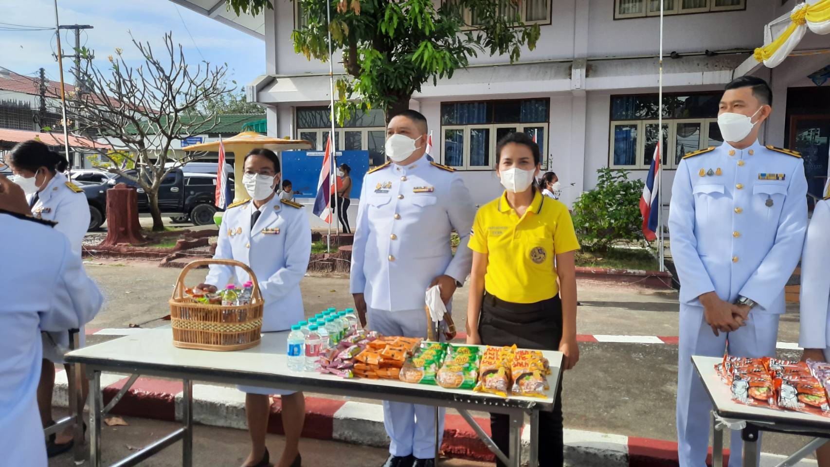 ประมงอำเภอบ้านนา เข้าร่วมกิจกรรมเนื่องในวันคล้ายวันพระราชสมภพพระบาทสมเด็จพระบรมชนกาธิเบศร มหาภูมิพลอดุลยเดชมหาราช บรมนาถบพิตร..คลิก
