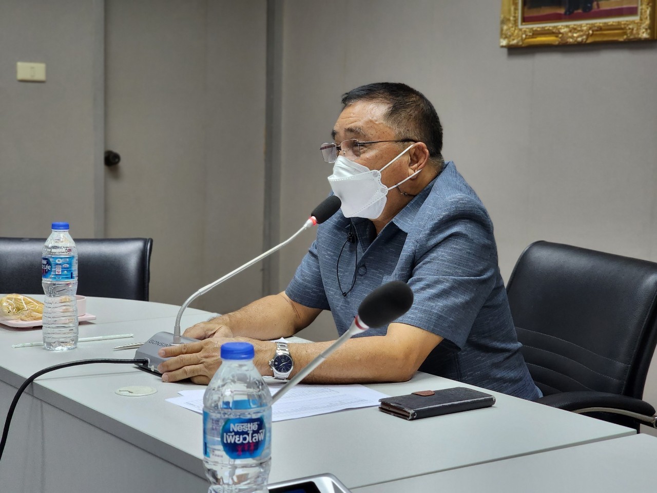 การประชุมหารือหลักประกันเพิ่มเติม ภายใต้โครงการสินเชื่อเพื่อเสริมสภาพคล่องเกษตรกรผู้เพาะเลี้ยงจระเข้และผู้ประกอบธุรกิจเกี่ยวเนื่อง ระยะที่ 2..คลิก
