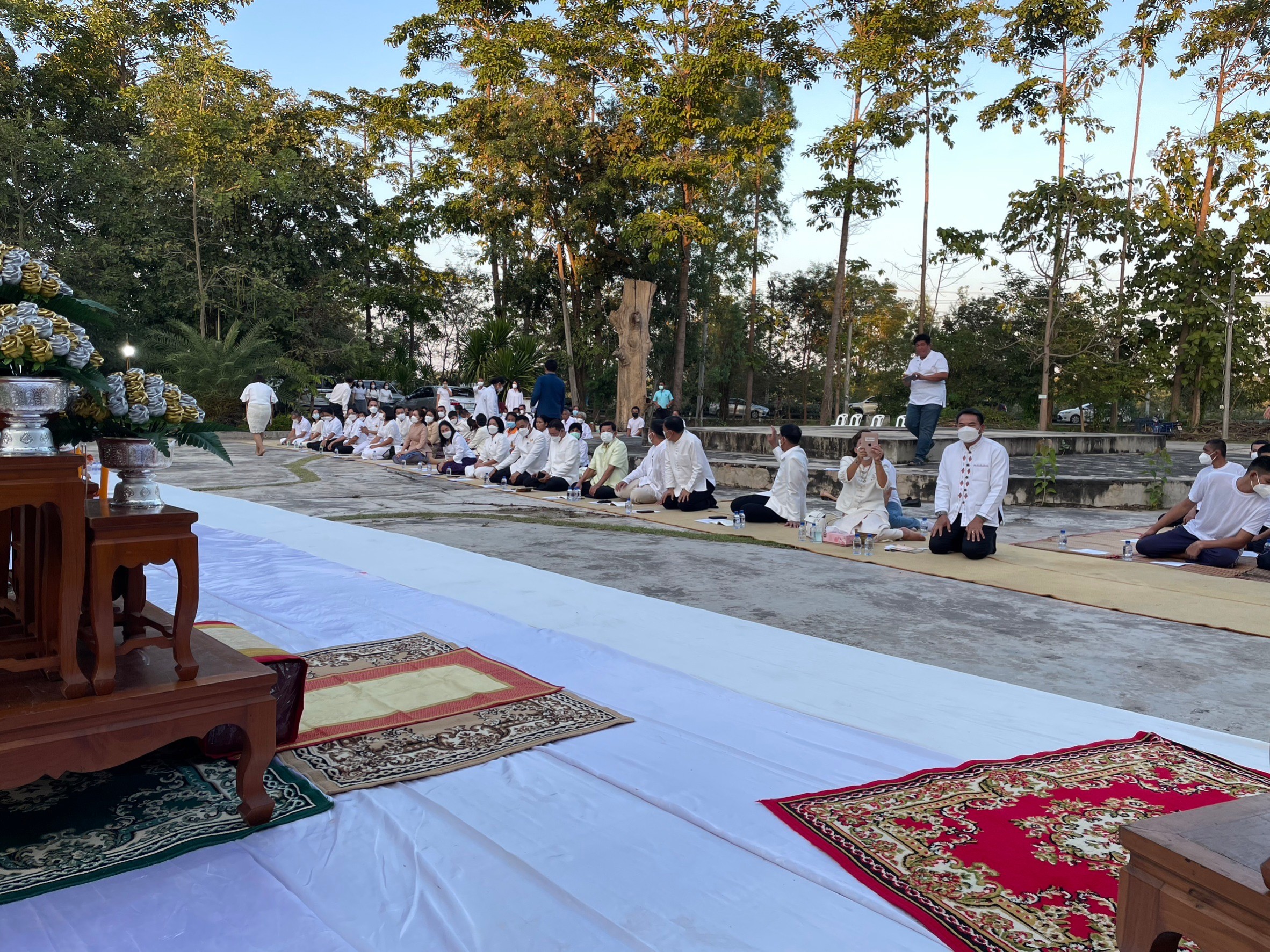 วันที่ 16 ธันวาคม พ.ศ. 2565  นายบุญหลาย กุลนารัตน์  ประมงจังหวัดหนองบัวลำภู มอบหมายให้นางถนอมขวัญ นอศรี หัวหน้ากลุ่มบริหารและยุทธศาสตร์ และนายตะวัน พวงพันธุ์ เจ้าหน้าที่วิเคราะห์นโยบายและแผน ร่วมพิธีเจริญพระพุทธมนต์..คลิก