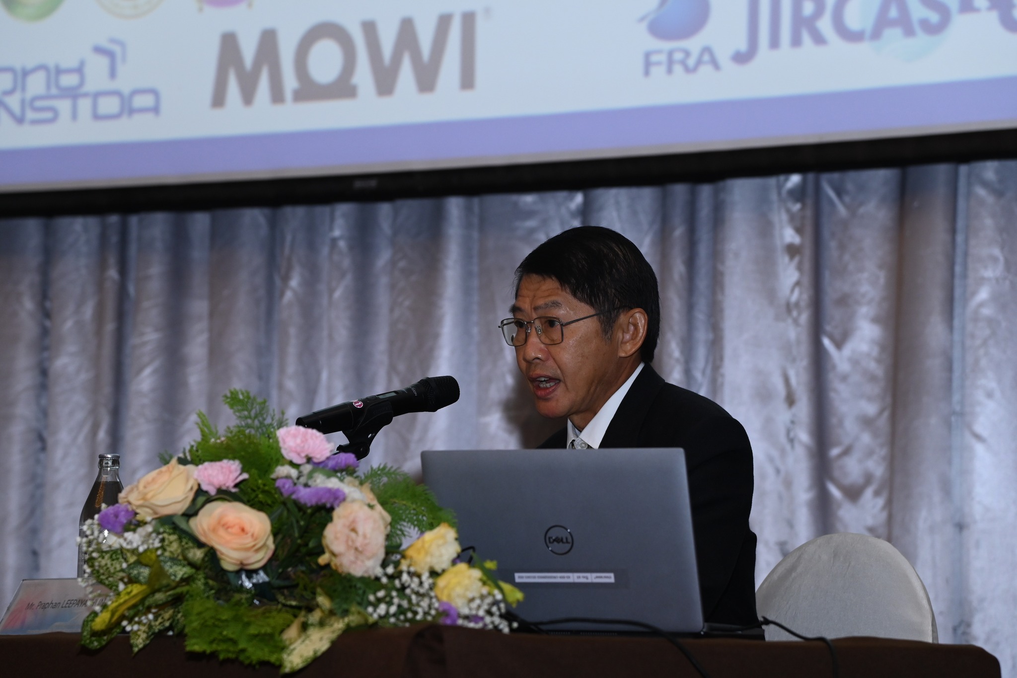 นายประพันธ์ ลีปายะคุณ รองอธิบดีกรมประมง เป็นประธานในการประชุม The 6th Group Leaders Meeting of Thai Fish Project..คลิก