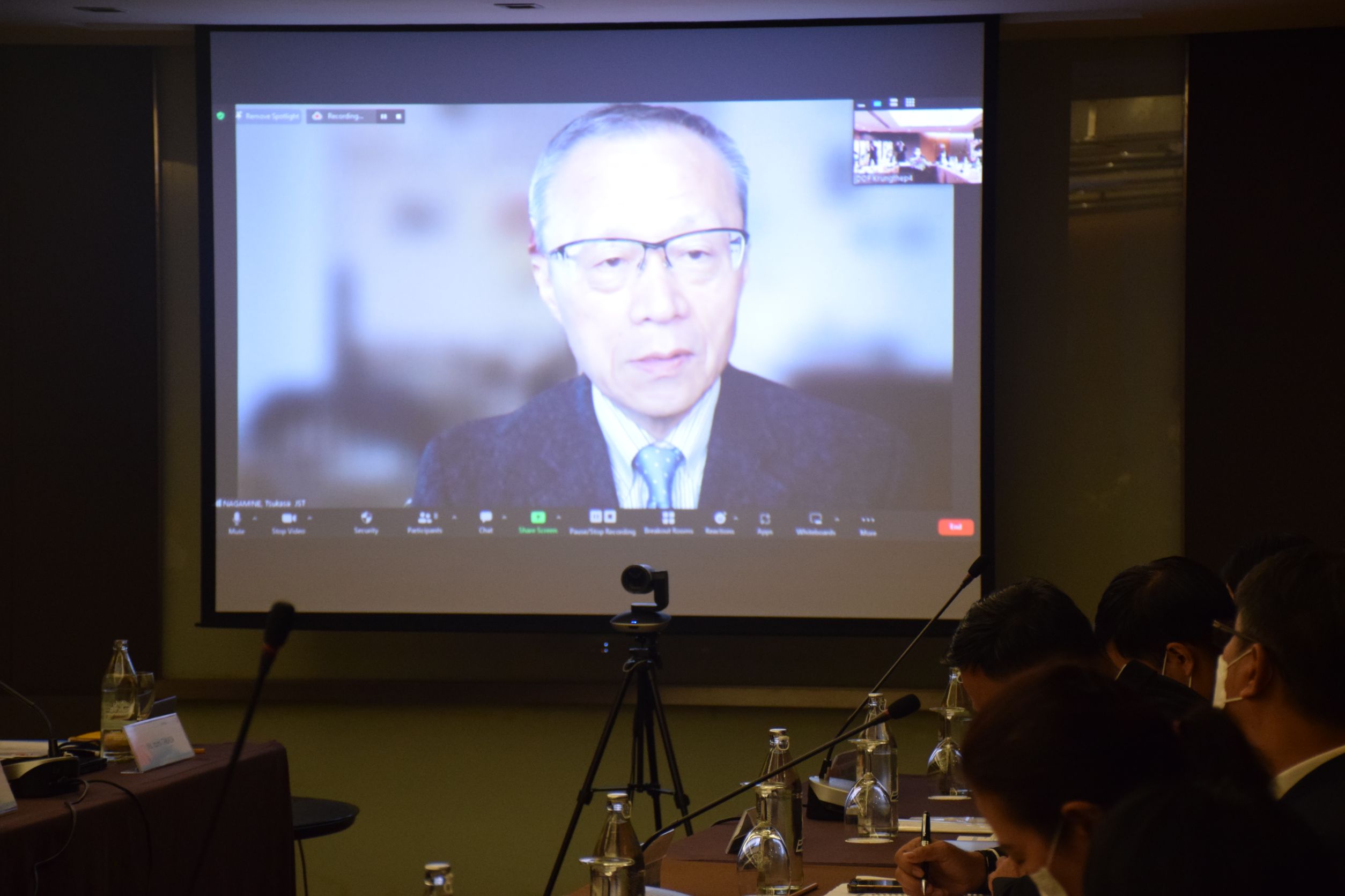 กรมประมง...เป็นเจ้าภาพจัดการประชุม TUMSAT–JICA ติดตามความก้าวหน้าความร่วมมือวิชาการประมง ไทย – ญี่ปุ่น  พร้อมเปิดเวทีสัมมนา ในหัวข้อ Human Resource Development For Promoting Blue Economy  หนุนพัฒนาทรัพยากรมนุษย์เพื่อส่งเสริมเศรษฐกิจสีน้ำเงิน..คลิก