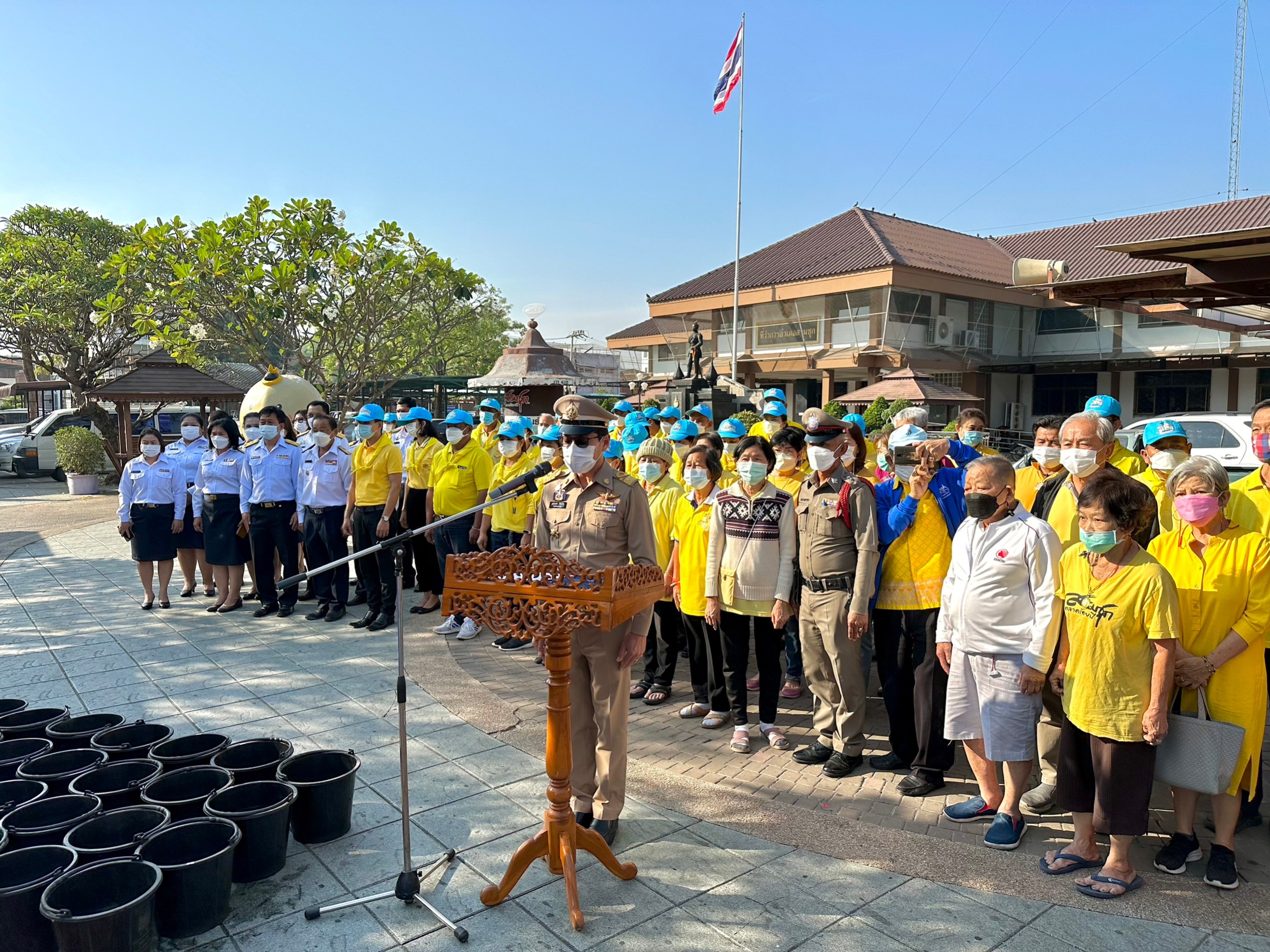 สำนักงานประมงจังหวัดสุพรรณบุรี จัดพิธีปล่อยพันธุ์สัตว์น้ำเพื่อแสดงความจงรักภักดีและร่วมบำเพ็ญกุศลเพื่อถวายพระพรแด่สมเด็จพระเจ้าลูกเธอ เจ้าฟ้าพัชรกิติยาภานเรนทิราเทพยวดี กรมหลวงราชสาริณีสิริพัชร มหาวัชรราชธิดา..คลิก