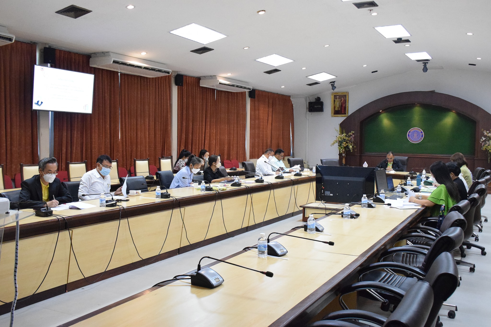 นายมานพ หนูสอน รองอธิบดีกรมประมง เป็นประธานการประชุมหารือแนวทางการจัดทำข้อมูลและรายละเอียดกิจกรรมของกรมประมงในการเข้าร่วมโครงการ ส่งความสุขปีใหม่ มอบให้เกษตรกร กระทรวงเกษตรและสหกรณ์ ประจำปี พ.ศ.2566..คลิก