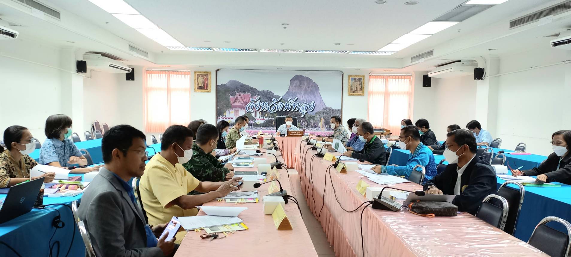 ประมงจังหวัดพัทลุง พร้อมด้วย หัวหน้ากลุ่มบริหารจัดการด้าน การประมง  เจ้าพนักงานประมงปฎิบัติงาน  เข้าร่วมประชุม คณะกรรมการให้ความช่วยเหลือผู้ประสบภัยพิบัติกรณีฉุกเฉินจังหวัดพัทลุง (ก.ช.ภ.จ.พัทลุง) ครั้งที่ 1/2566 ณ ห้องประชุมโนรา (ชั้น4 )  ศาลากลางจังหวัดพัทลุง อำเภอเมืองพัทลุง จังหวัดพัทลุง..คลิก