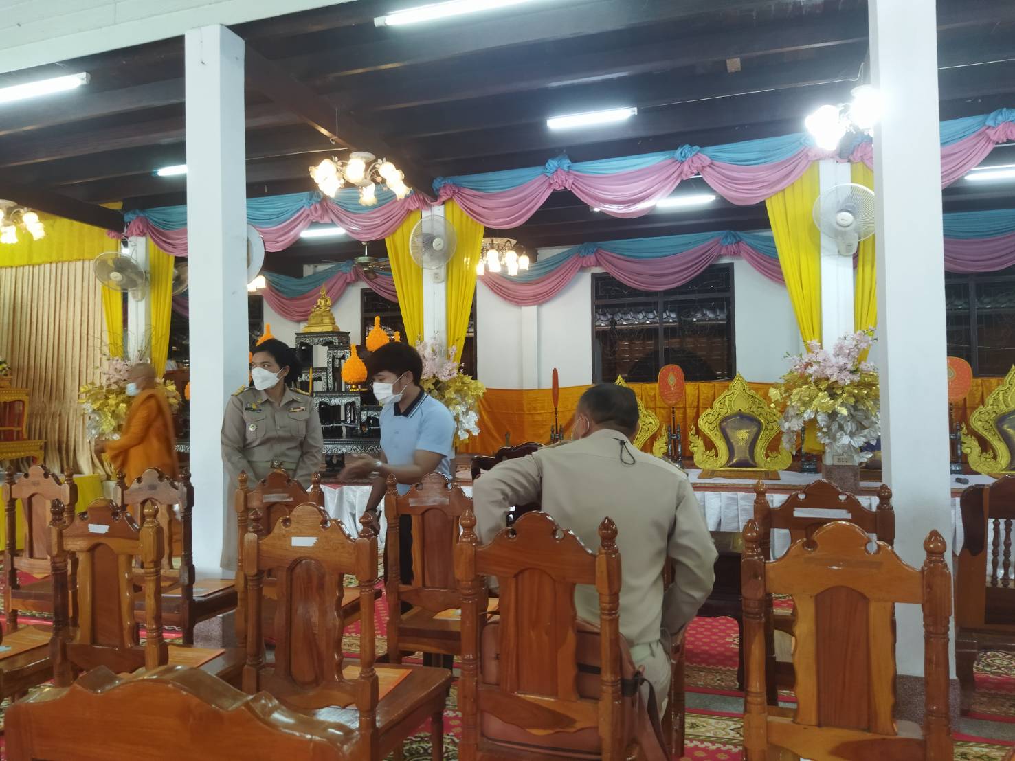 ร่วมพิธีเจริญพระพุทธมนต์และเจริญจิตตภาวนา..คลิก