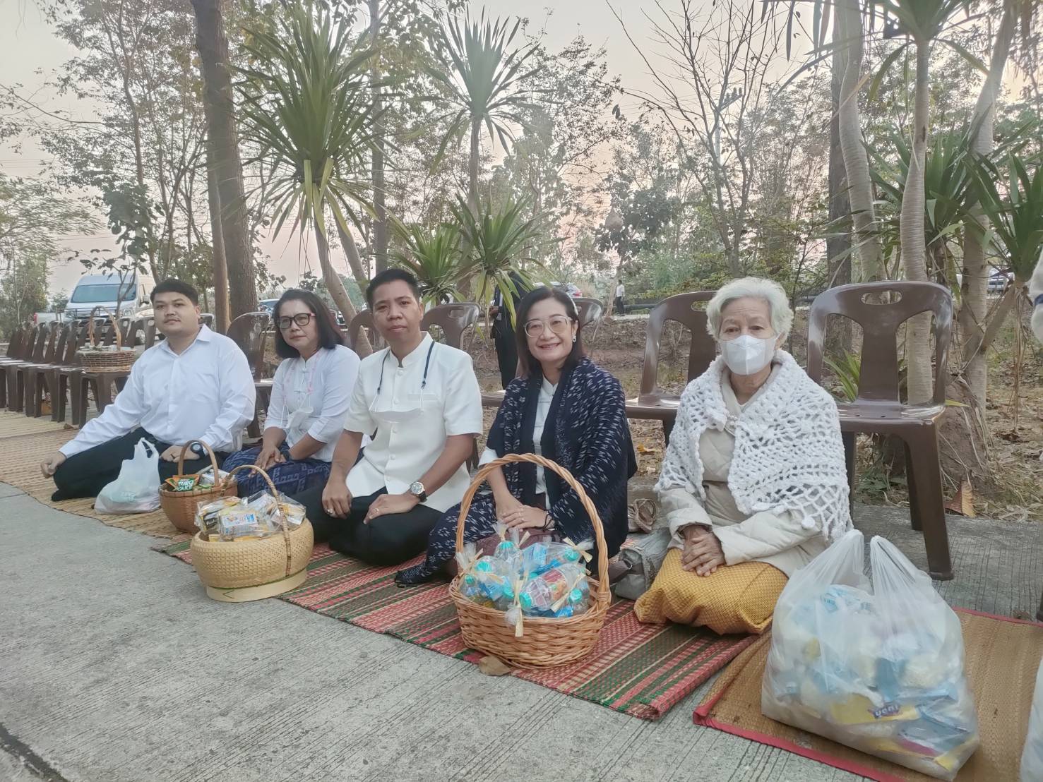วันที่ 16 มกราคม 2566 สำนักงานประมงจังหวัดหนองบัวลำภู ร่วมพิธีทำบุญตักบาตร และพิธีเจริญพระพุทธมนต์ เจริญจิตภาวนา โครงการบรรพชาอุปสมบท 99 รูป เพื่อถวายพระพรชัยงคลแด่สมเด็จพระเจ้าลูกเธอ เจ้าฟ้าพัชรกิติยาภา นเรนทิราเทพยวดี กรมหลวงราชสาริณีสิริพัชร มหาวัชรราชธิดา..คลิก