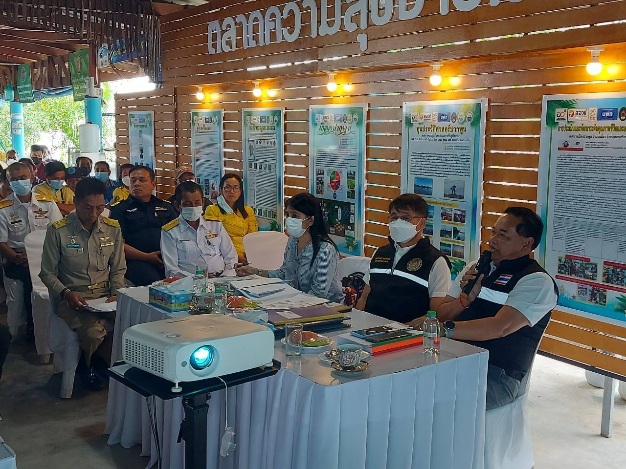 สำนักงานประมงจังหวัดนครศรีธรรมราชร่วมต้อนรับคณะทำงานคัดเลือกเกษตรกรดีเด่น สาขากลุ่มเกษตรกรทำการประมง ระดับประเทศ ประจำปี 2565