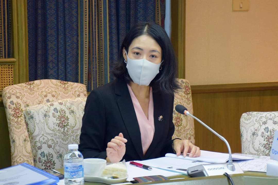 นายเฉลิมชัย สุวรรณรักษ์ อธิบดีกรมประมง ให้การต้อนรับ Ms. MATSUO Hiroko เลขานุการเอกสถานเอกอัครราชทูตญี่ปุ่น ประจำประเทศไทย