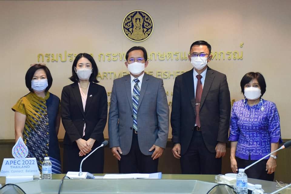 นายเฉลิมชัย สุวรรณรักษ์ อธิบดีกรมประมง ให้การต้อนรับ Ms. MATSUO Hiroko เลขานุการเอกสถานเอกอัครราชทูตญี่ปุ่น ประจำประเทศไทย..คลิก