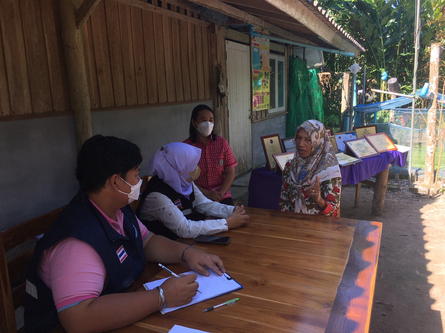 การตรวจประเมินศูนย์เรียนรู้การเพิ่มประสิทธิภาพการผลิตสินค้าเกษตร ระดับจังหวัดยะลา..คลิก