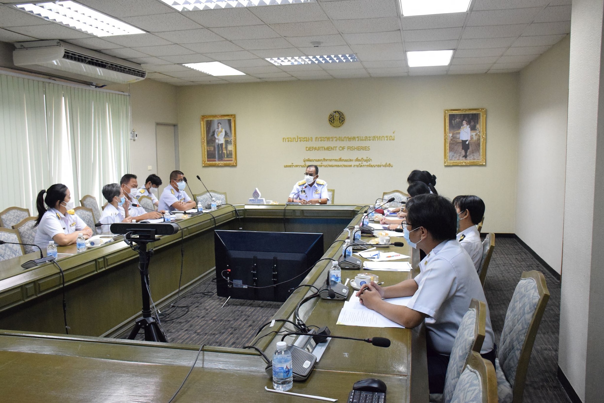 นายมานพ หนูสอน รองอธิบดีกรมประมง เป็นประธานการประชุมสำนักงานเลขานุการกรม