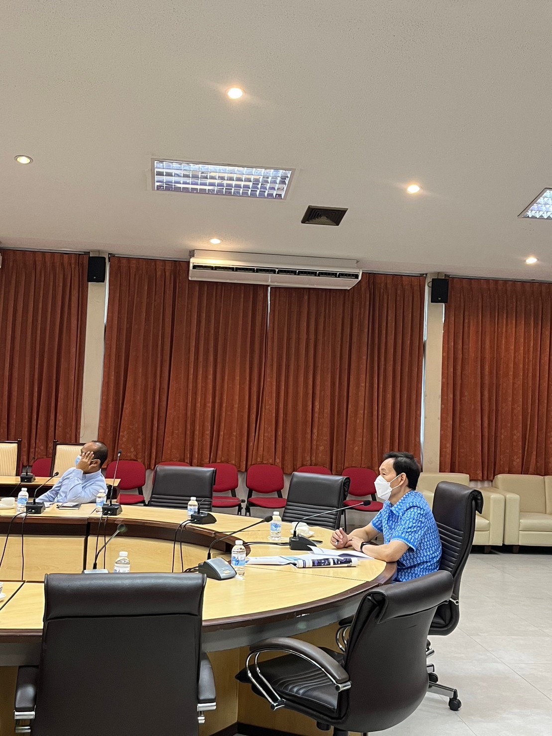 ประชุมชี้แจงการดำเนินงานตามตัวชี้วัดการพัฒนาระบบบัญชีข้อมูล (Data Catalog) เพื่อนำไปสู่การเปิดเผยข้อมูลภาครัฐ (Open Data)..คลิก
