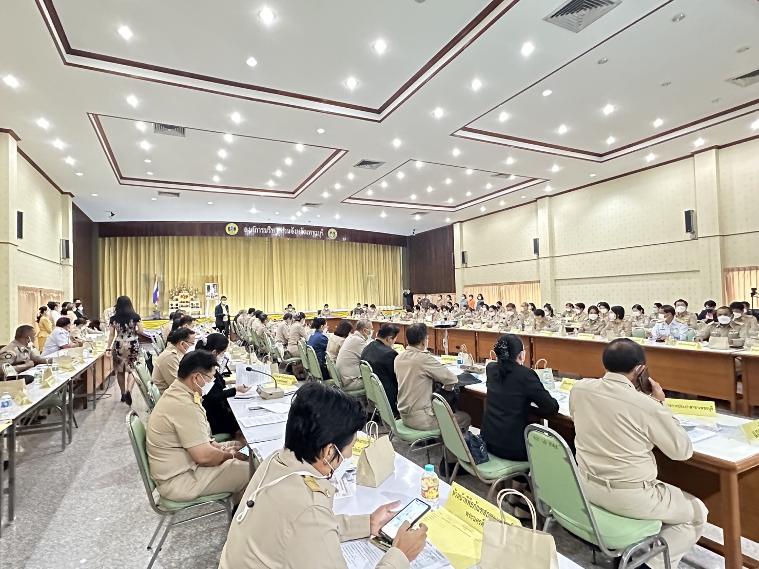 นายสมบุญ ธัญญาผล ประมงจังหวัดเพชรบุรี เข้าร่วมประชุมคณะกรมการจังหวัดและหัวหน้าส่วนราชการจังหวัดเพชรบุรี ครั้งที่ 1/2566 ประจำเดือนมกราคม 2566..คลิก