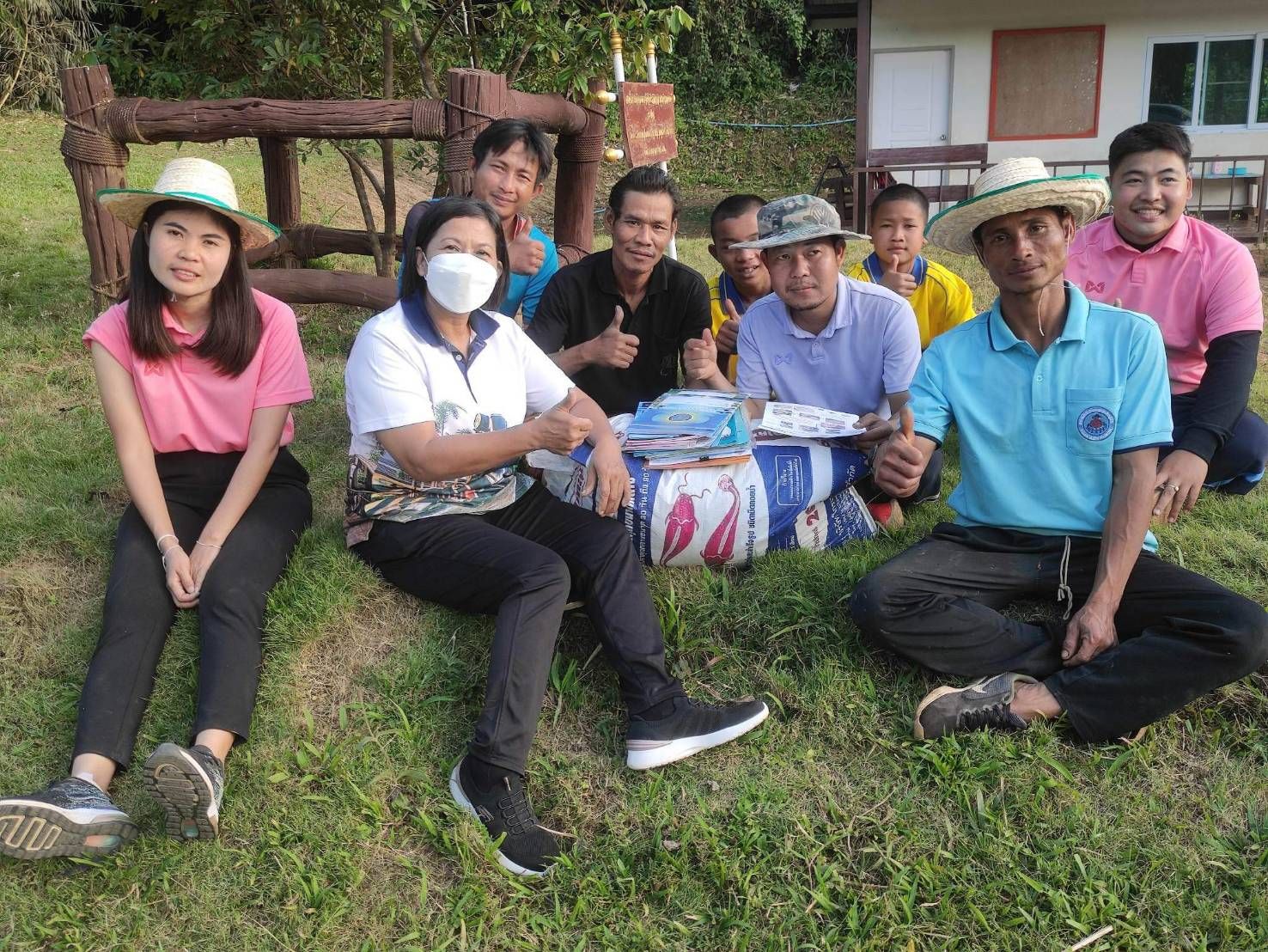 โครงการพัฒนาชุมชนในเขตรักษาพันธุ์สัตว์ป่าและอุทยานแห่งชาติ จังหวัดกาญจนบุรี ในพระบรมราชูปถัมป์ ประจำปี 2566..คลิก