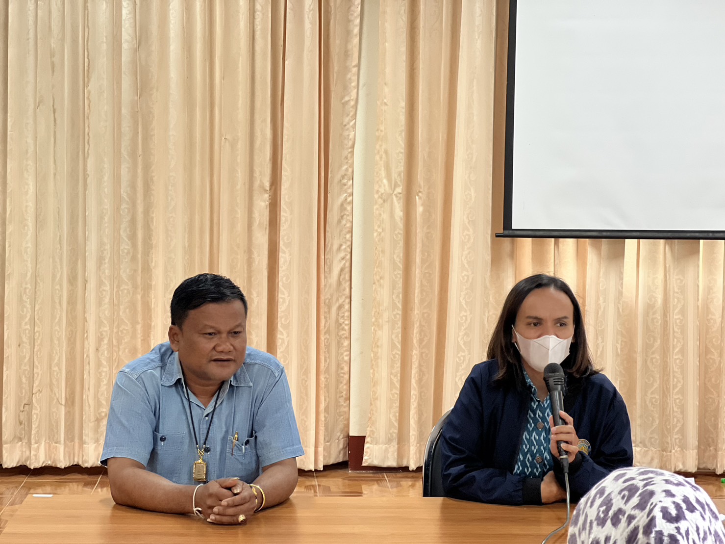 ลงพื้นที่สนับสนุนปัจจัยการผลิตภายใต้โครงการส่งเสริมและพัฒนาอาชีพเพื่อแก้ไขปัญหาที่ดินทำกินของเกษตรกร ประจำปี 2566..คลิก