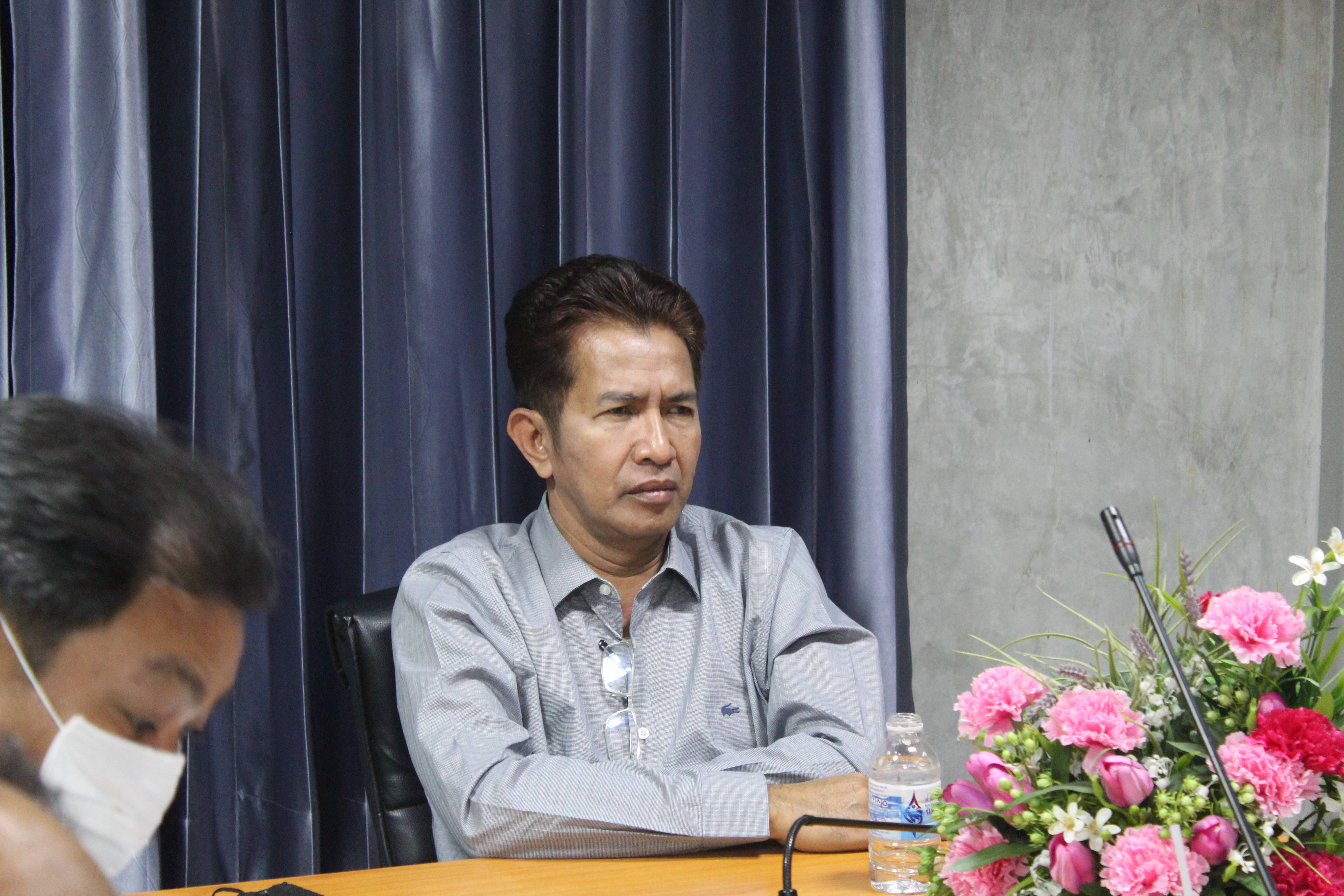 นายอานันต์ อัลมาตร์ ผู้อำนวยการกองตรวจสอบเรือประมง สินค้าสัตว์น้ำ และปัจจัยการผลิต ประชุมเพื่อพิจารณาขั้นตอนและแนวทางในการตรวจสอบเรือประมงต่างประเทศตามมาตราการรัฐเจ้าของท่า (PSM)..คลิก