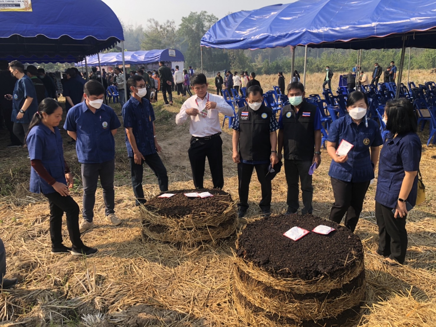 ร่วมงานโครงการรณรงค์ส่งเสริมไถกลบและผลิตปุ๋ยอินทรีย์ เพื่อลดการปล่อยก๊าซเรือนกระจก ประจำปีงบประมาณ พ.ศ.2566..คลิก