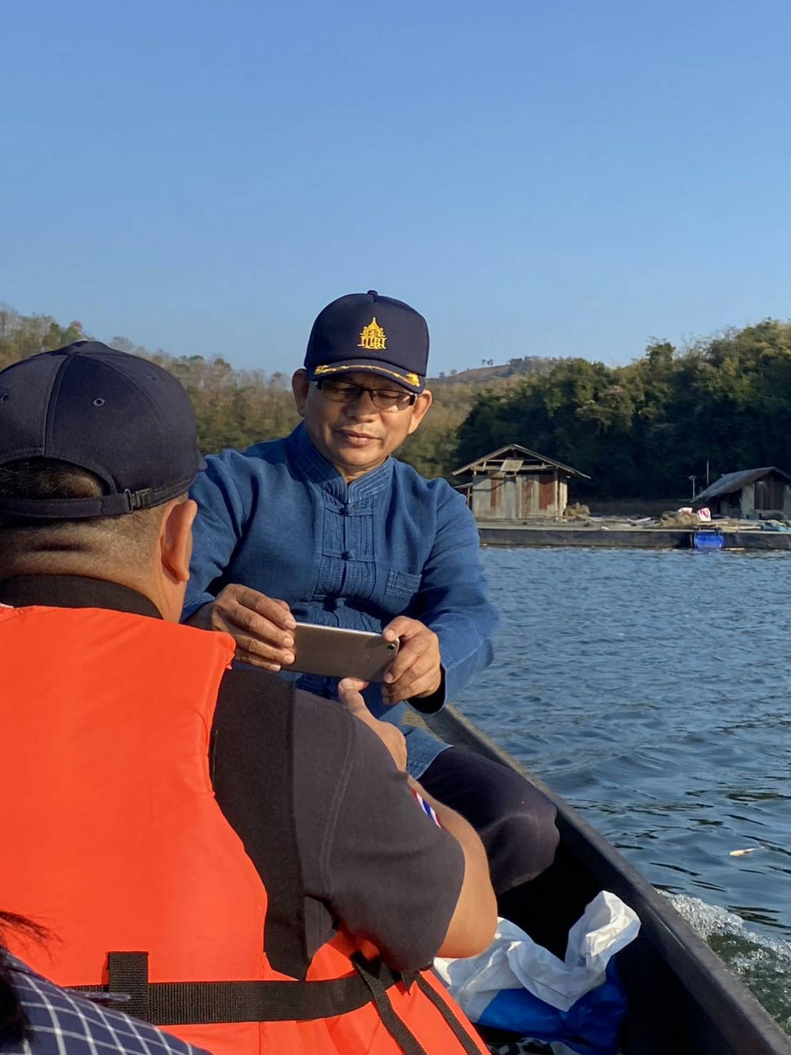 อนุบาลลูกพันธ์ปลากดหลวงในกระชัง..คลิก