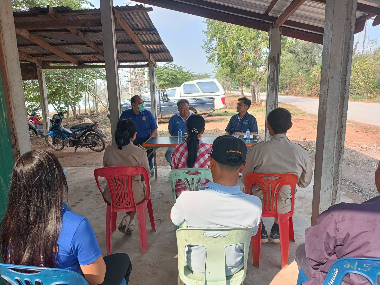 วันที่ 9-10 กุมภาพันธ์ 2566 นายเมธา ตาลเหล็ก ประมงอำเภอนากลาง ร่วมกับศูนย์วิจัยและพัฒนาการเพาะเลี้ยงสัตว์น้ำจืดอุดรธานี ชี้แจงแนวทางการดำเนินงานโครงการเพิ่มผลผลิตสัตว์น้ำเศรษฐกิจที่มีมูลค่าสูงเพื่อสร้างรายได้  (กุ้งก้ามกราม)..คลิก