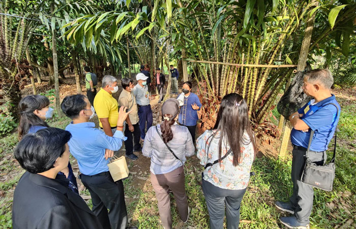 นักบริหารการพัฒนาตามแนวพระราชดำริ (นบร.) รุ่นที่ 11 ศึกษาเรียนรู้โครงการพระราชดำริ ศูนย์ฯ คุ้งกระเบน..คลิก